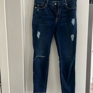 7 For All Mankind Skinny Jeans. Size 31